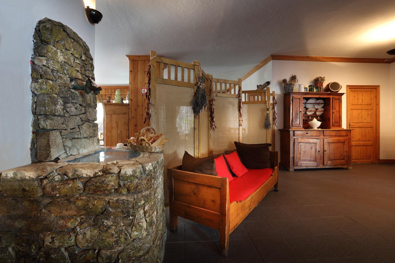 Hotel Autantic Bourg-Saint-Maurice Bagian luar foto