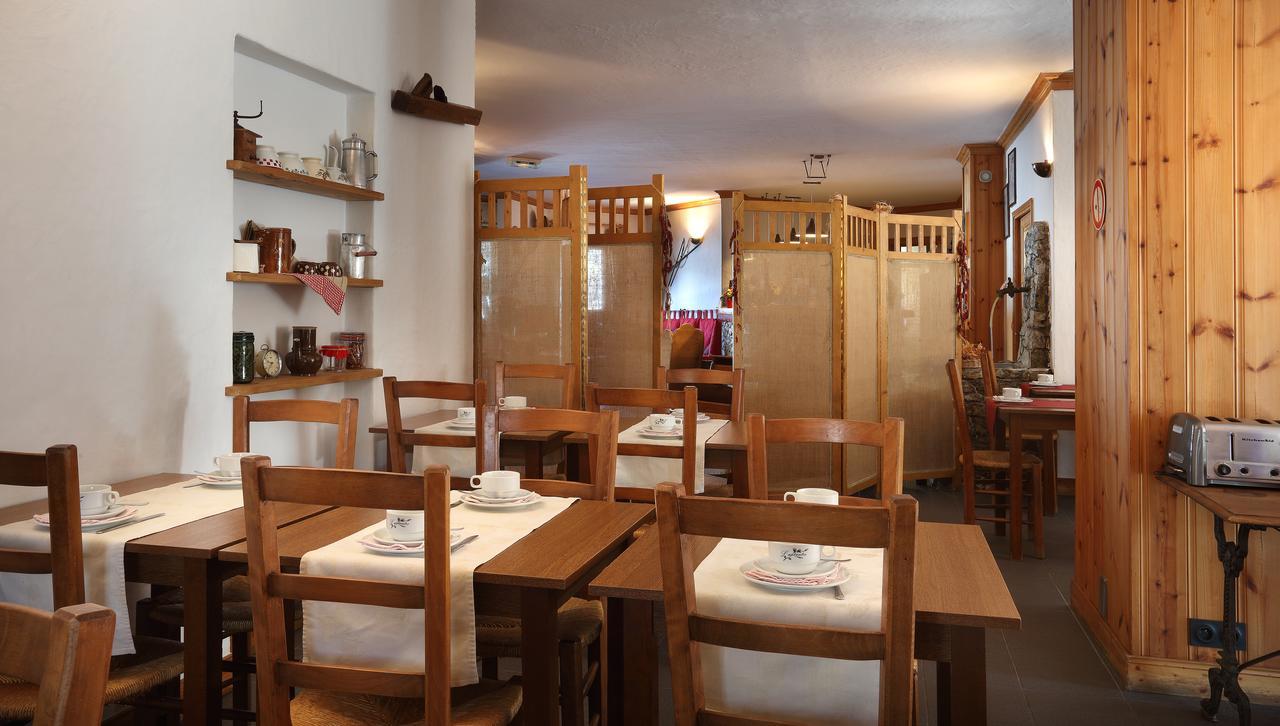 Hotel Autantic Bourg-Saint-Maurice Bagian luar foto