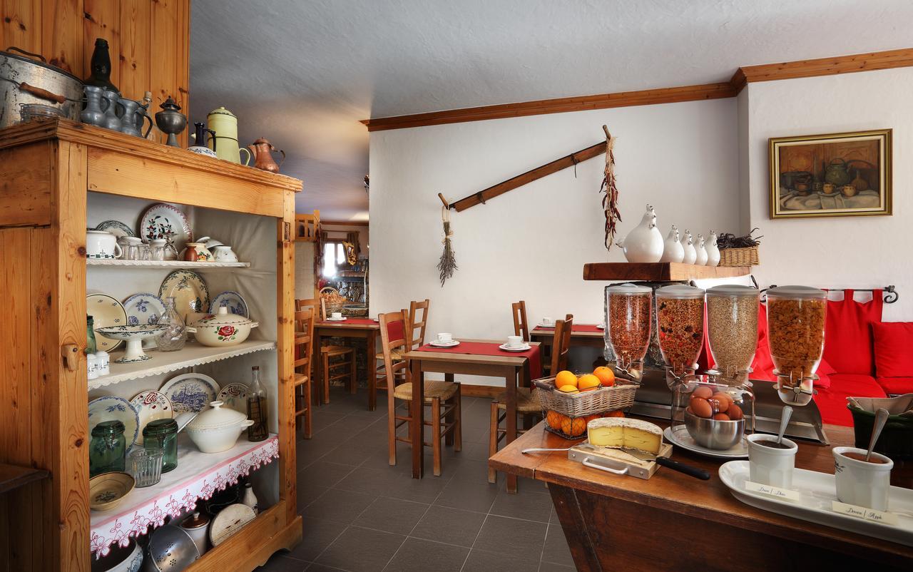 Hotel Autantic Bourg-Saint-Maurice Bagian luar foto